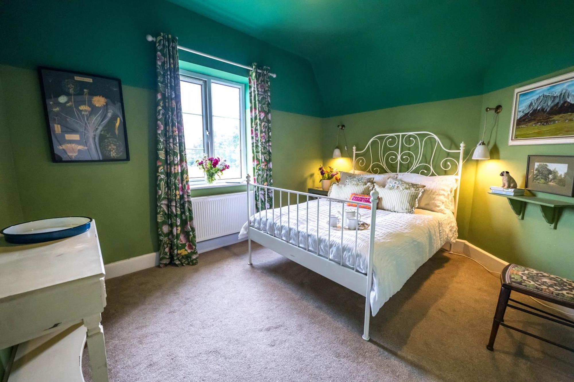 Large Country Cottage, Sleeps 8 - Spa Facilities, Garden Bar, Catering Services, Free Parking, Nature Reserve, Hen Parties Scunthorpe Esterno foto
