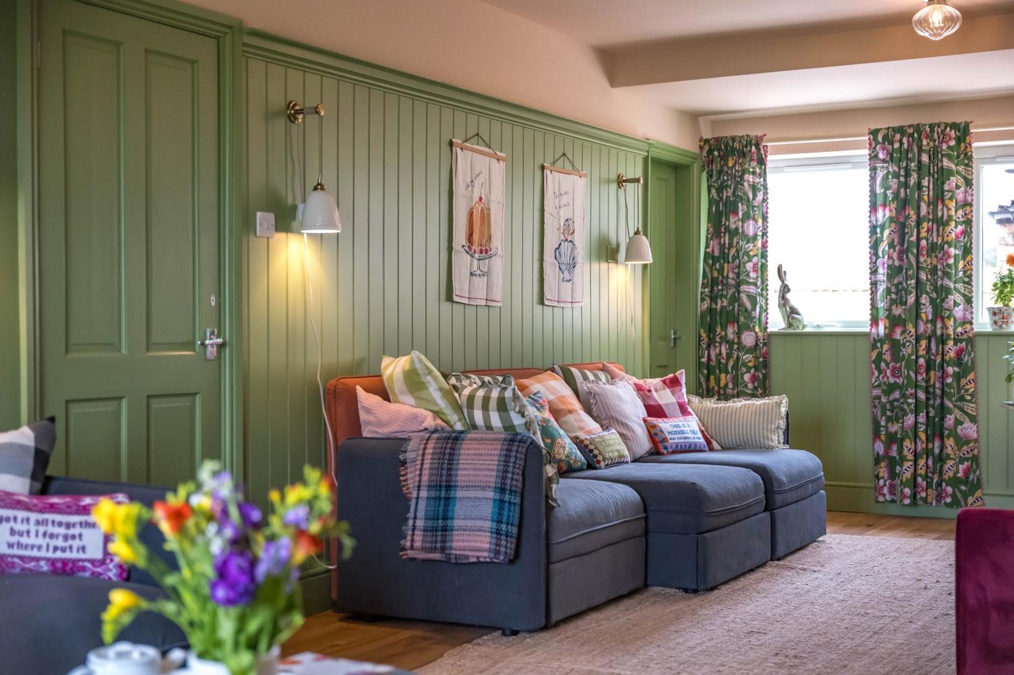Large Country Cottage, Sleeps 8 - Spa Facilities, Garden Bar, Catering Services, Free Parking, Nature Reserve, Hen Parties Scunthorpe Esterno foto