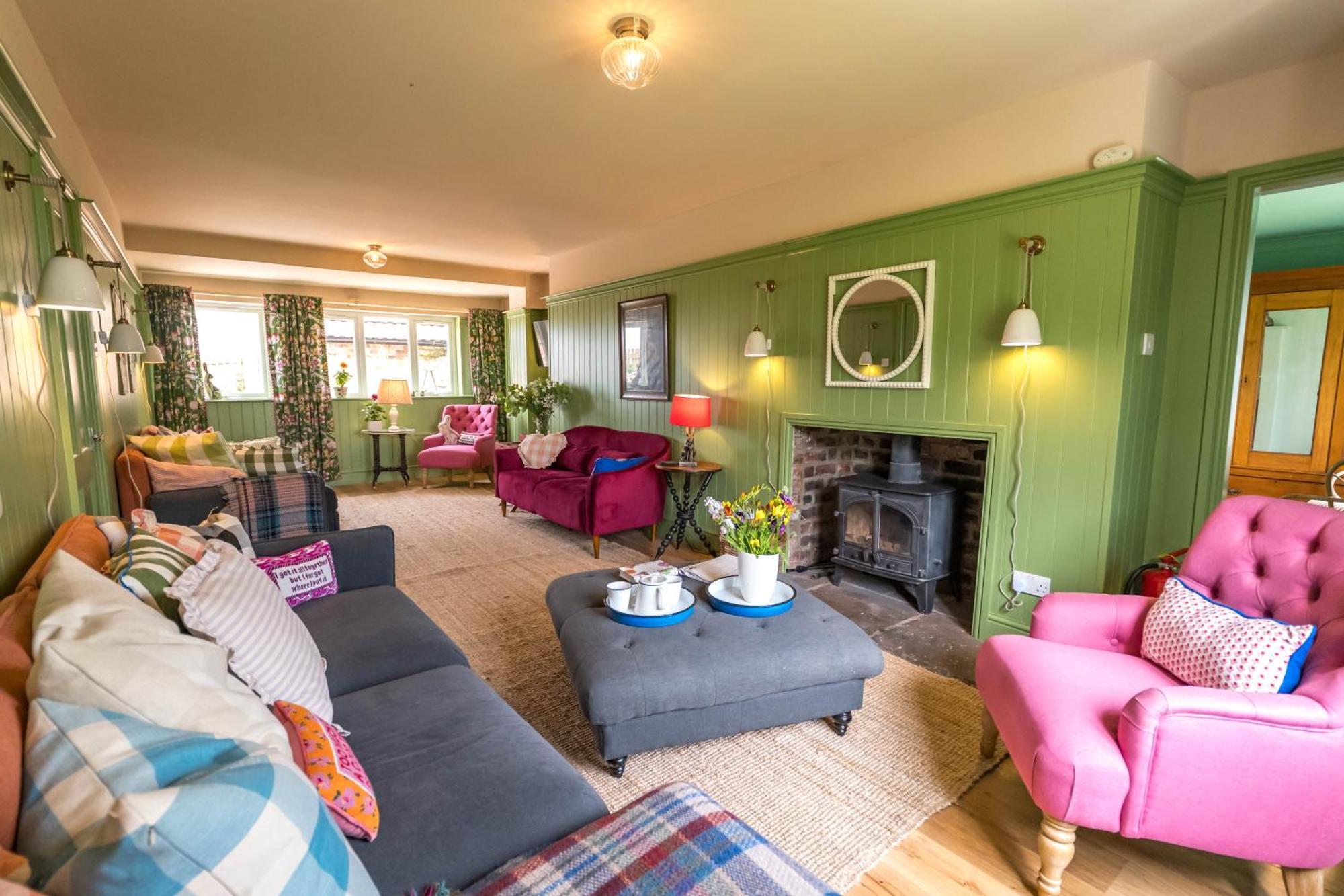 Large Country Cottage, Sleeps 8 - Spa Facilities, Garden Bar, Catering Services, Free Parking, Nature Reserve, Hen Parties Scunthorpe Esterno foto